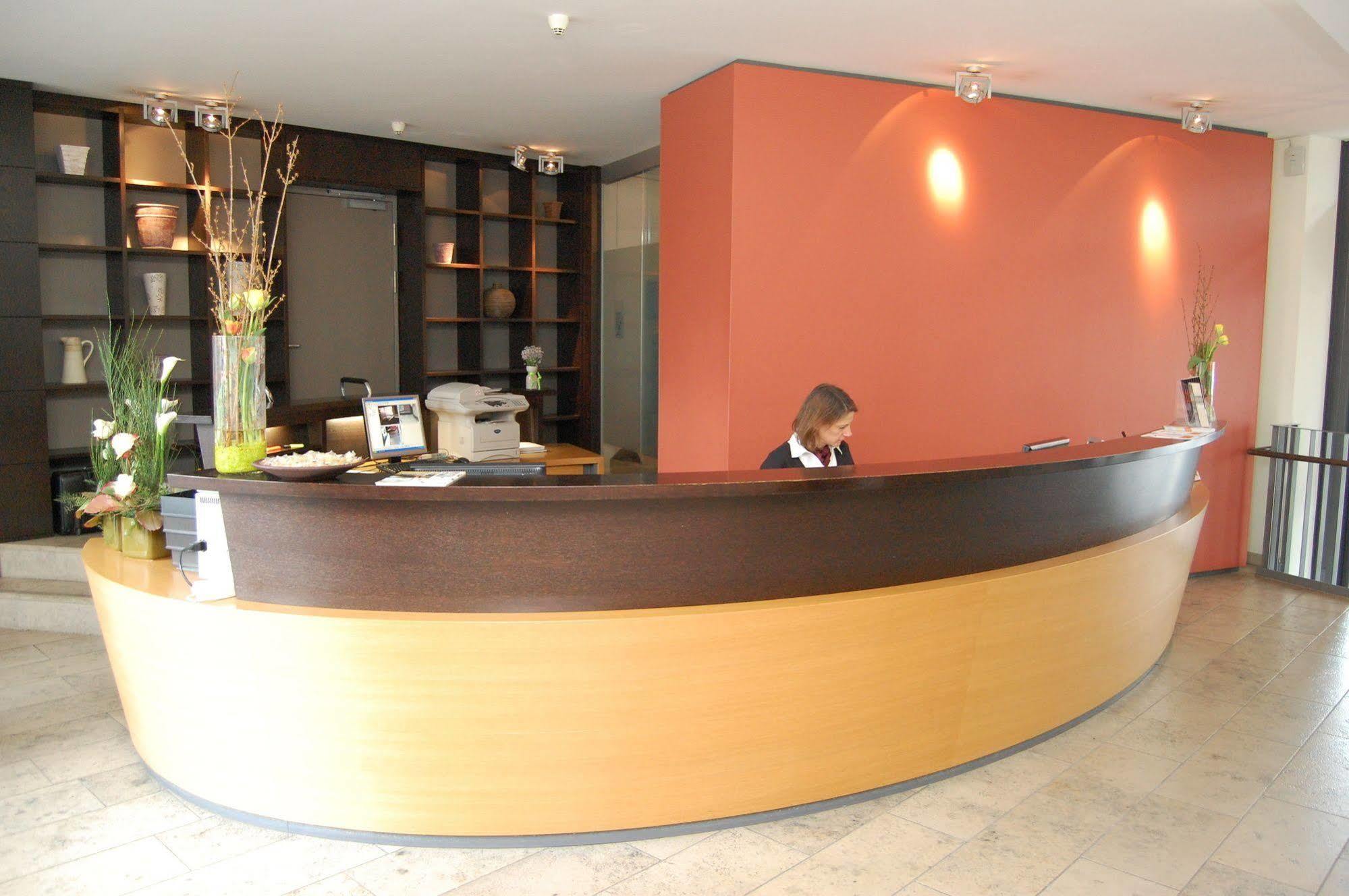 Hotel Begardenhof Colónia Exterior foto