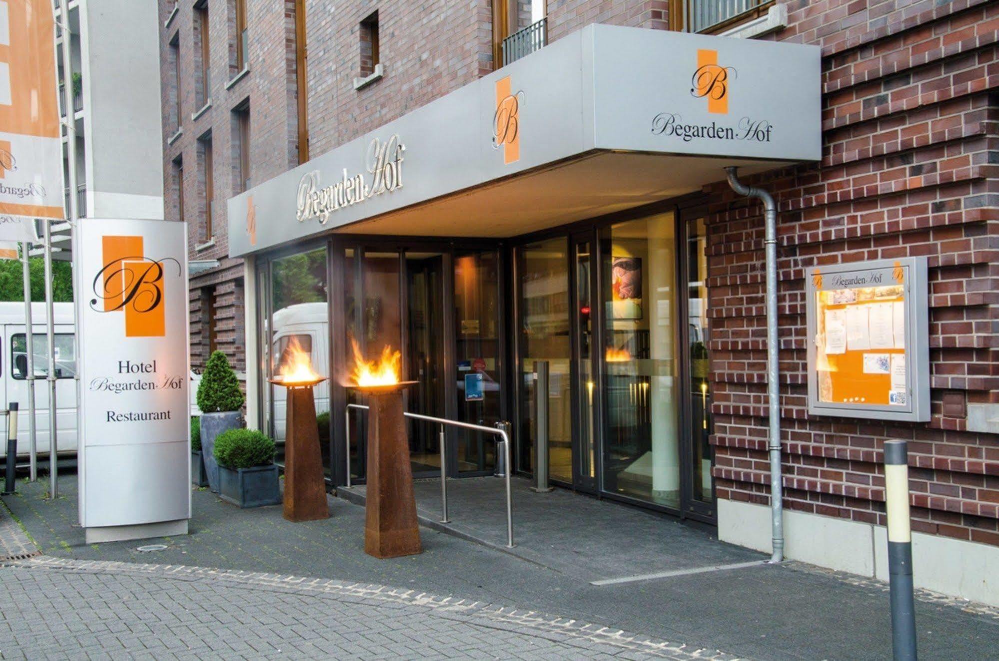 Hotel Begardenhof Colónia Exterior foto